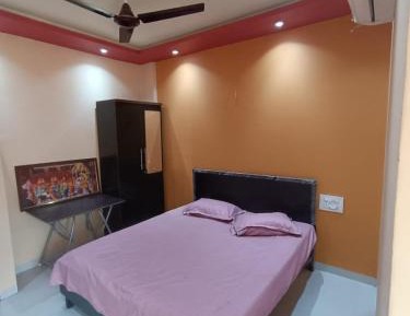 Deluxe Double Room (2 Adults + 1 Child)