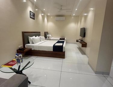 Basic Triple Room