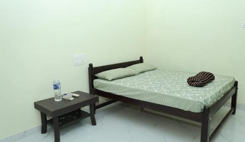 Queen Room with Garden View