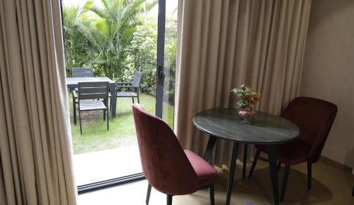 Villa with Private Garden - 10% Discount on Food & Beverages