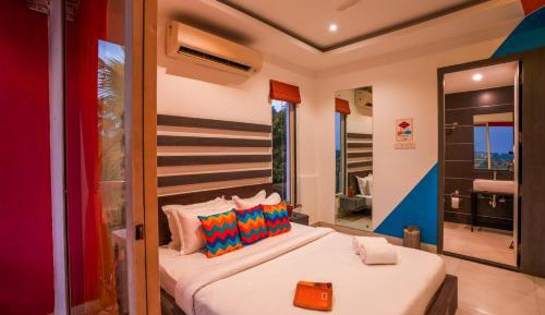 Deluxe Private A/C Room with Balcony and Ensuite Bathroom