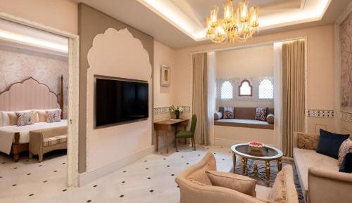 Executive Suite King Bed