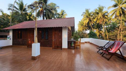 Deluxe Double Room with Balcony