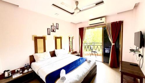 Deluxe Double Room with Balcony