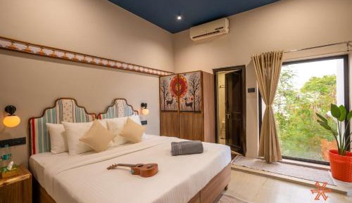 Deluxe Double Room with Balcony