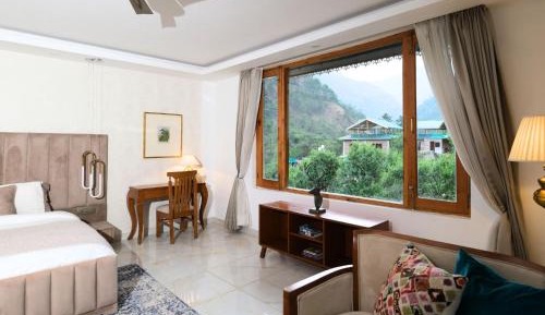 King Room with Mountain View