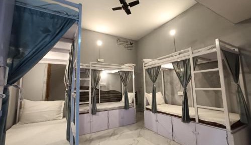 Bed in 6-Bed Mixed Dormitory Room