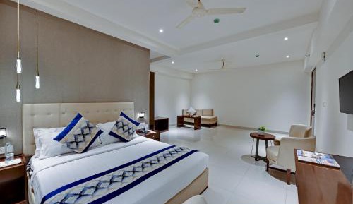 Superior King Room