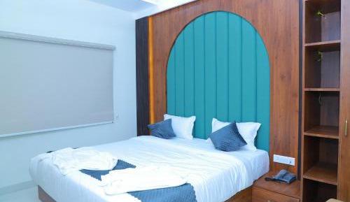 Deluxe Double Room with Bath