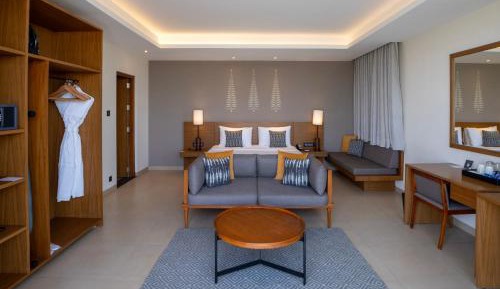 Deluxe King Suite with 15% off on Spa and F&B