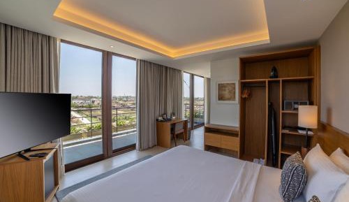 King Room with Balcony including 15% off on Spa and F&B