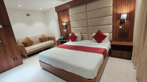 VIP 2 Bed AC Room