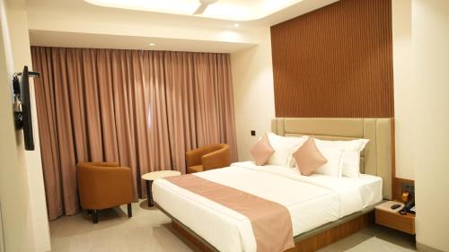 Family Suite - Complimentary shuttle pickup and drop to Sai Baba Temple