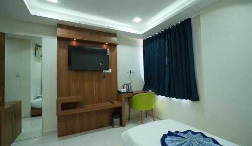 Deluxe Double or Twin Room