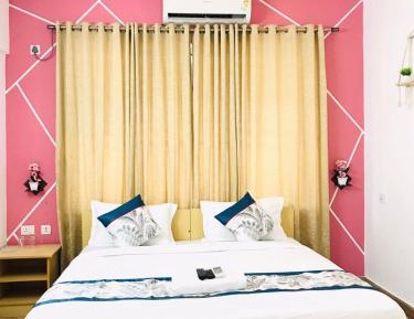 Standard King Room