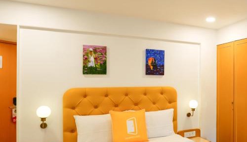 Deluxe Queen Room