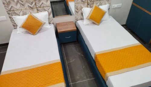 Small Twin Room