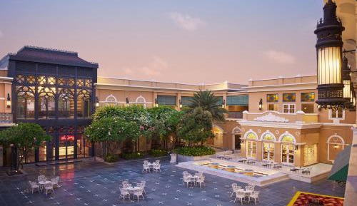 Superior Double Room with 15% discount on Food and Beverage (Excluding in room dining)