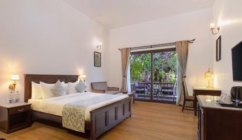 Suite with Garden View