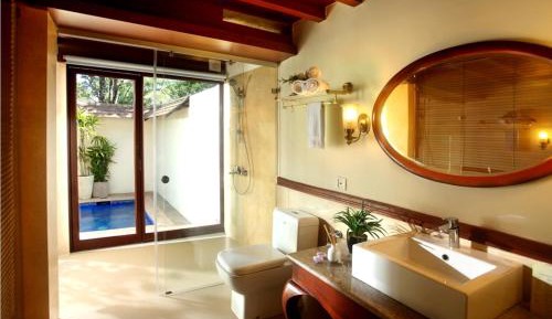 Jacuzzi Villa