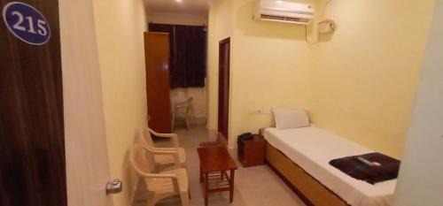 Deluxe Single Room