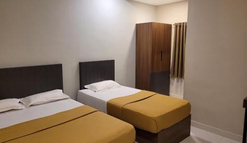 Triple Room with Private Bathroom