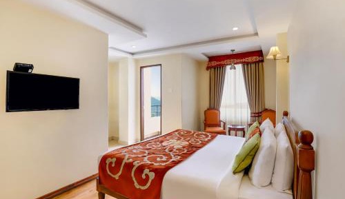 Premium room with private balcony 