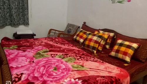 6-Bed Mixed Dormitory Room