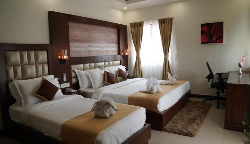Luxury Triple Room