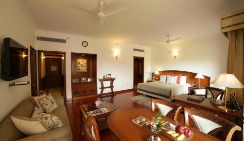 Junior Suite with 10% on food and beverages | 15% off on spa and salon services