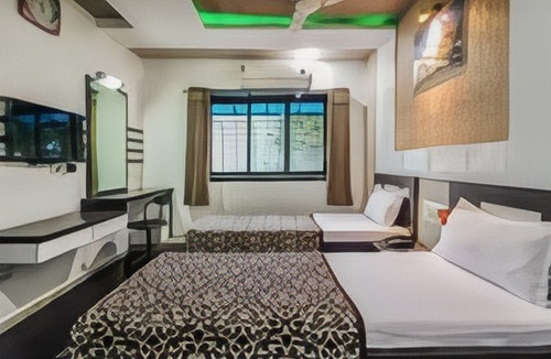 Surat Hotel | Hotel Decent