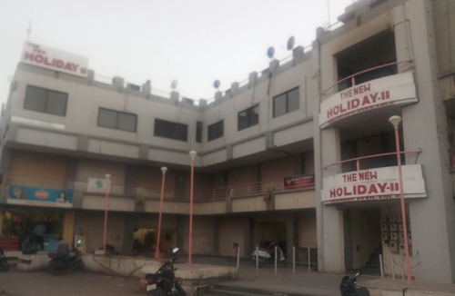 Mahesana Hotel | The New Holiday II