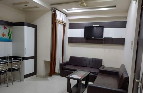 Jhansi Hotel | Hotel Samrat
