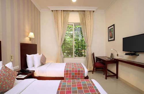 Wilson Garden Hotel | Lilac 3rd Block