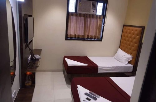 Prabhadevi Hotel | Hotel New Silver Elite