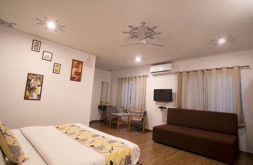 Udaipur City Centre Hotel | Tripli Hotels Arunoday Palace