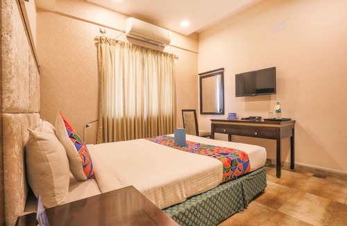 Pulikeshi Nagar Hotel | Fabhotel Frazer Suites