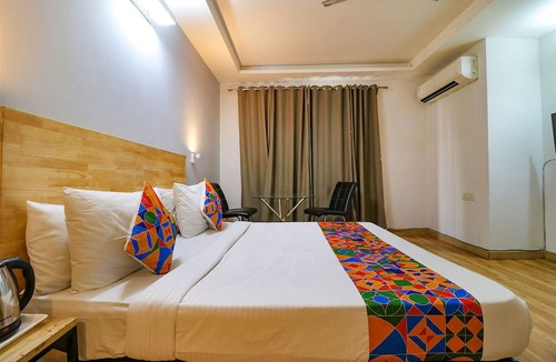 East of Kailash Hotel | Fabhotel Majestic Jpm I