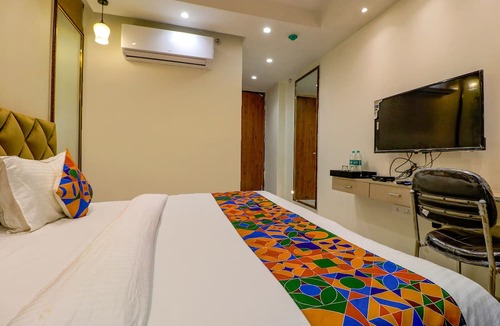 Pitampura Hotel | Fabhotel F9 Pitampura