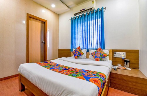 Prahlad Nagar Hotel | Fabexpress Relax Inn