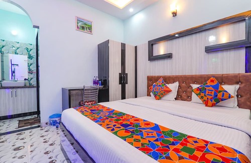 Sarnath Hotel | FabHotel Lumbini International