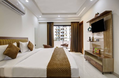 Sector 39 Hotel | 360 Degree Hotel