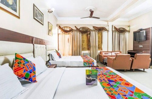 Mayapur Hotel | FabHotel Pramila Inn