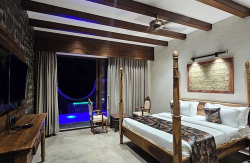 Dhar Hotel | Mandav Heritage Resort
