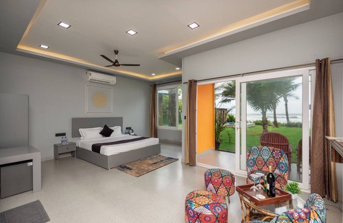 Ashvem Hotel | Amadi Beach Front Resort