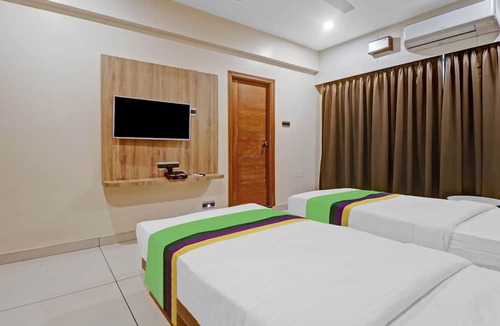 Marathahalli Hotel | Treebo Silver Key, Marathahalli