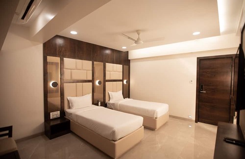 Mumbai Hotel | Hotel Naaz Executive Near T2 Airport