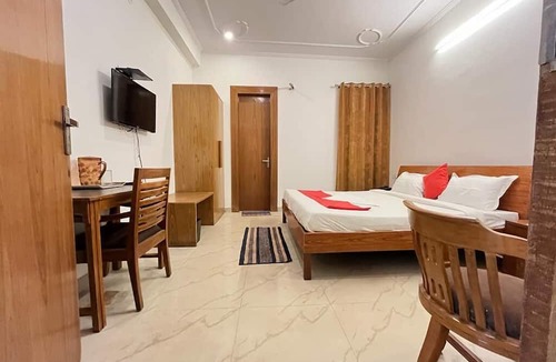 Sector 70 Hotel | Imperial Hotel Noida