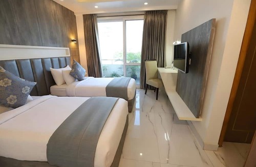 Gurugram Hotel | Hotel Keshav Residency - Medicity Gurugram, near Medanta Hospital