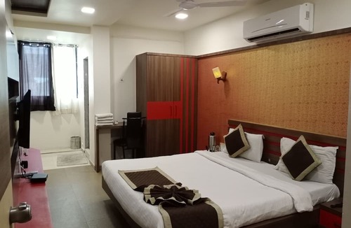Junagadh Hotel | Hotel Platinum